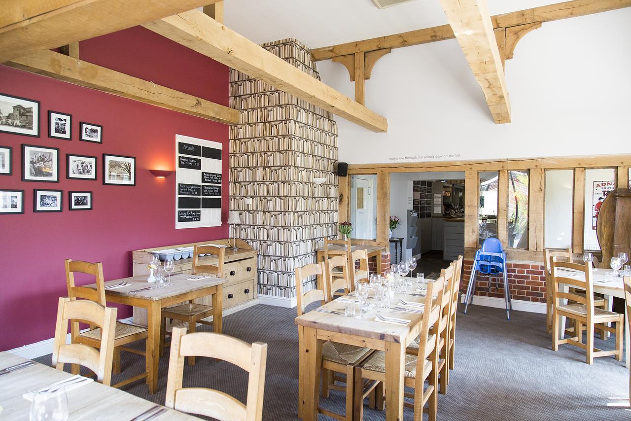 The Plough Hotel Wangford Kültér fotó